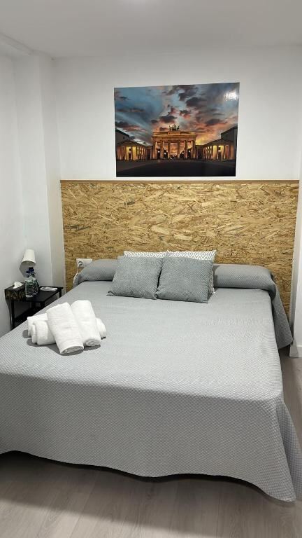 Double Room at Hostal NV Airport, Málaga